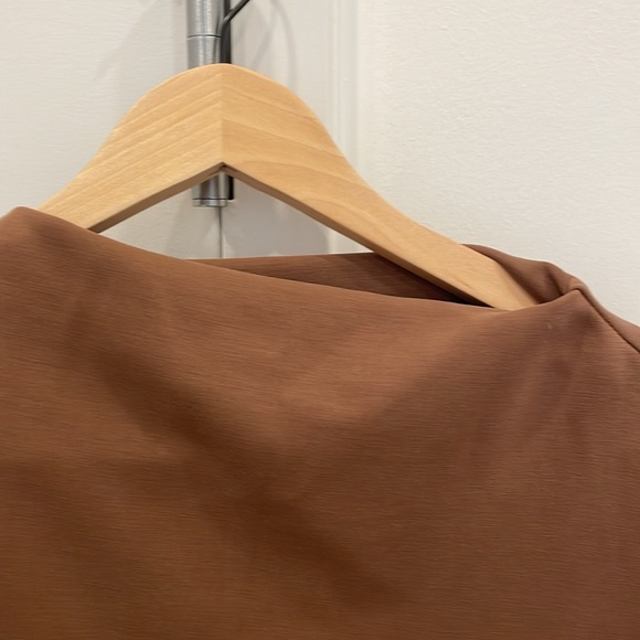 Mango drape athletic top camel brown size large - Picture 6 of 6